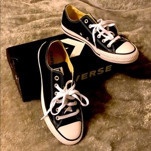 Black Converse